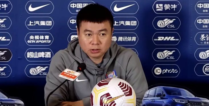 于根伟：丢了一个愚蠢的定位球，最后一刻抢回1分值得高兴