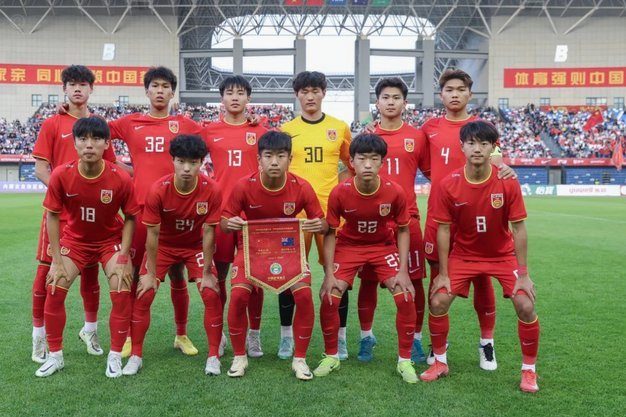 刘凯源连呼和浩特四国赛都没时间参加，怎么可能跨级呢？