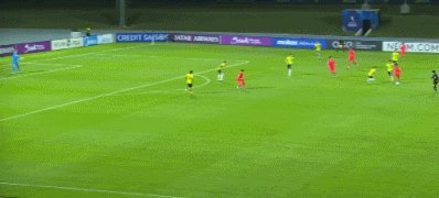 U17战0-0平澳，赵松源头球惊险攻门记