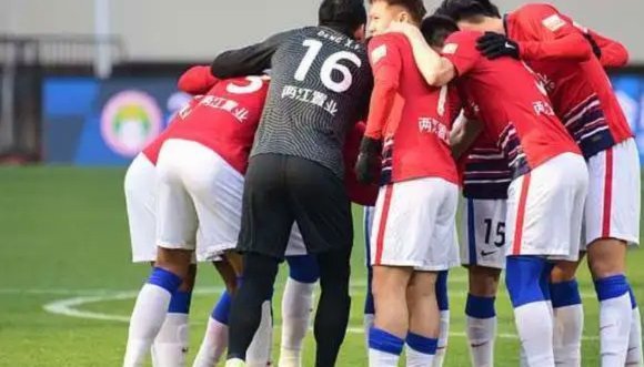 中国足协：7月1日起执行新规 包括捂嘴染红+限时离场
